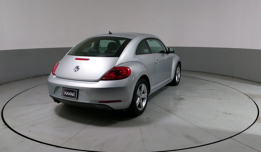 Volkswagen Beetle 2.5 SPORT MT Hatchback 2016