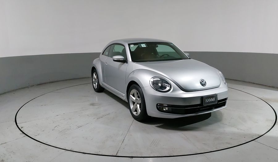 Volkswagen Beetle 2.5 SPORT MT Hatchback 2016