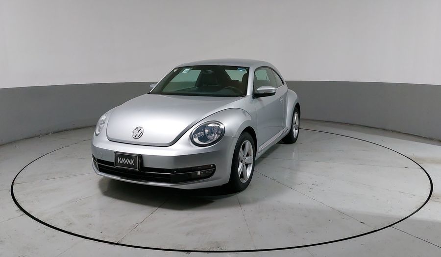 Volkswagen Beetle 2.5 SPORT MT Hatchback 2016