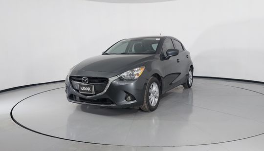 Mazda • Mazda 2