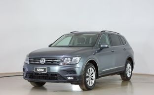 Volkswagen • Tiguan