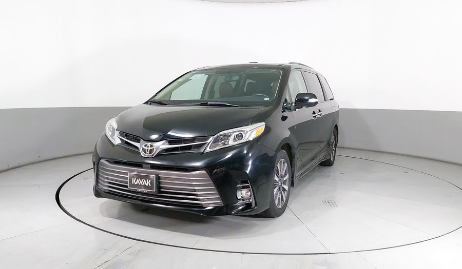 Toyota Sienna 3.5 LIMITED AT Minivan 2018