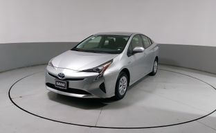 Toyota • Prius