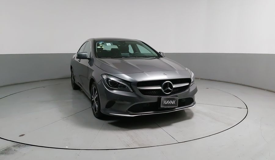 Mercedes Benz Clase Cla 1.6 CLA 200 DCT Coupe 2019