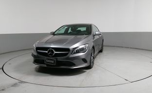 Mercedes Benz • Clase CLA