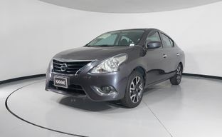 Nissan • Versa