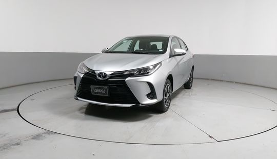 Toyota • Yaris