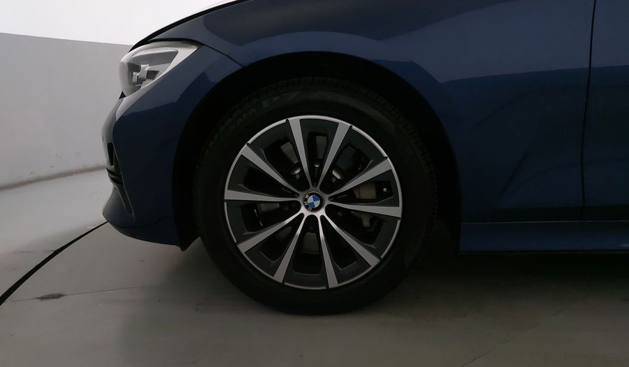 Bmw Serie 3 2.0 330I AUTO Sedan 2021