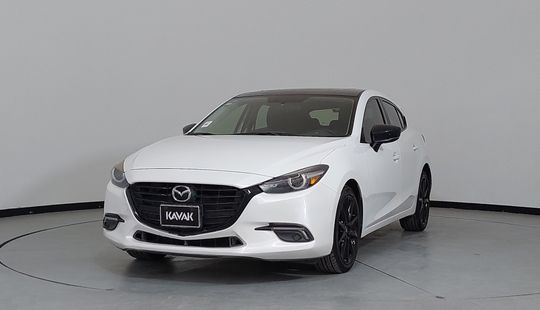 Mazda • Mazda 3