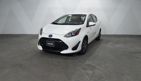 Toyota • Prius C