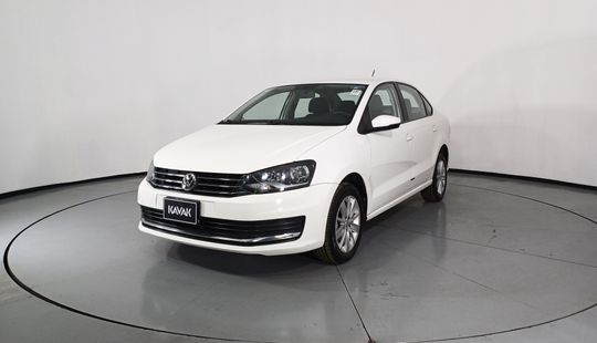 Volkswagen • Vento