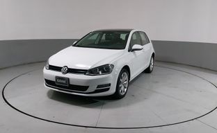 Volkswagen • Golf