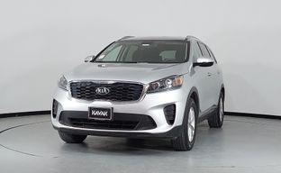 Kia • Sorento