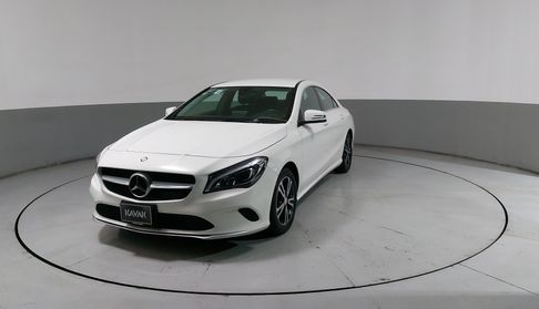 Mercedes Benz Clase Cla 1.6 CLA 200 CGI SPORT AT Coupe 2017