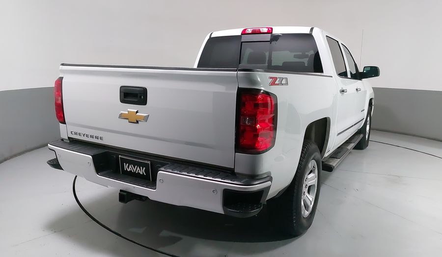 Chevrolet Cheyenne 5.3 2500 CHEYENNE CREW CAB B AT 4WD Pickup 2018