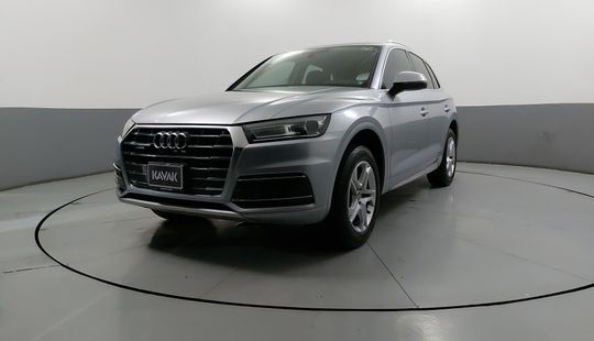 Audi • Q5