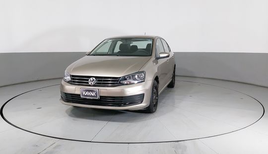 Volkswagen • Vento