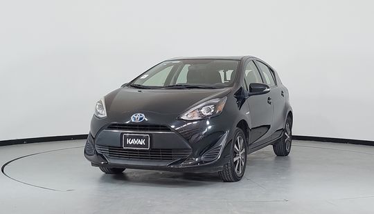 Toyota • Prius C