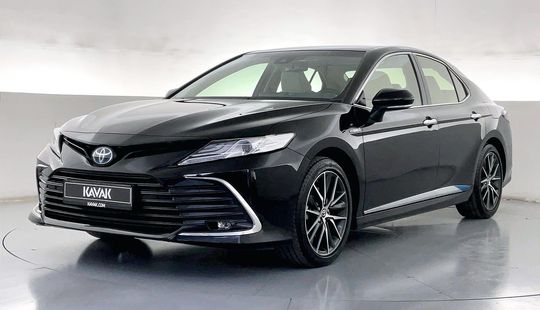 Toyota Camry Limited-2023