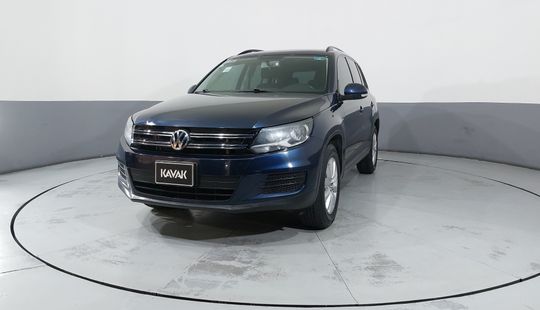 Volkswagen • Tiguan