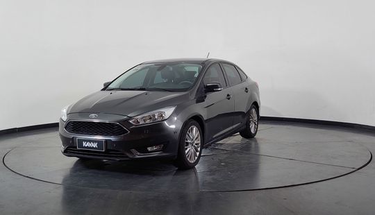 Ford Focus III 2.0 SE PLUS MT-2018