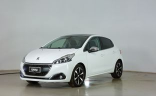 Peugeot • 208