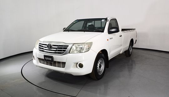 Toyota • Hilux