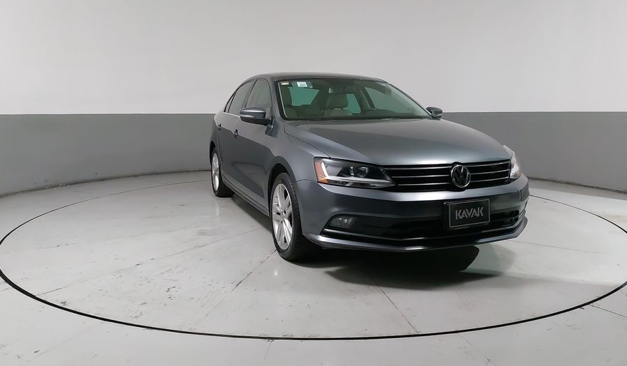 Volkswagen Jetta 2.5 SPORTLINE TIP. Sedan 2018