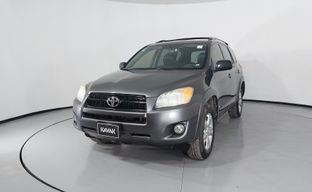 Toyota • RAV4