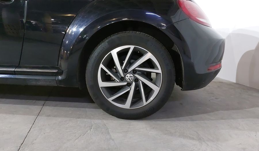 Volkswagen Beetle 2.5 SOUND AUTO Hatchback 2018