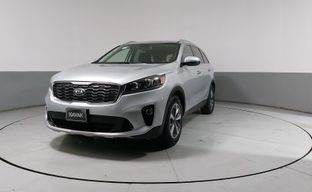 Kia • Sorento