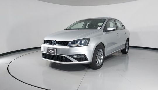 Volkswagen • Vento