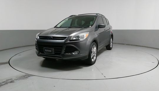 Ford • Escape