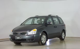 Kia • Carnival