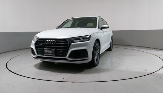 Audi • SQ5