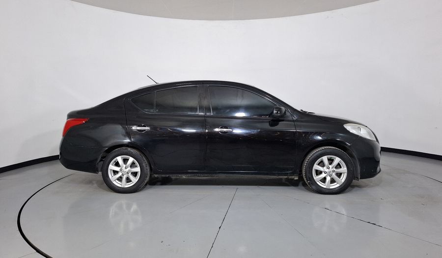 Nissan Versa 1.6 ADVANCE TA AC Sedan 2014