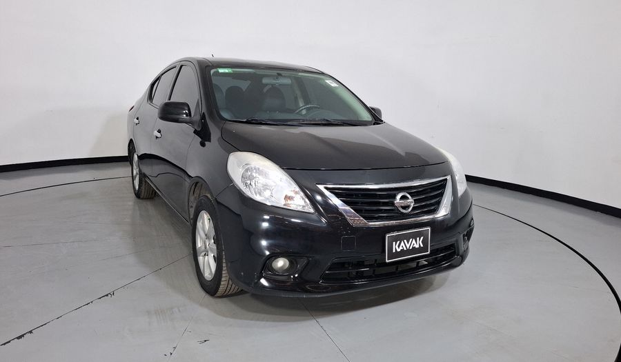 Nissan Versa 1.6 ADVANCE TA AC Sedan 2014