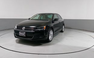 Volkswagen • Jetta