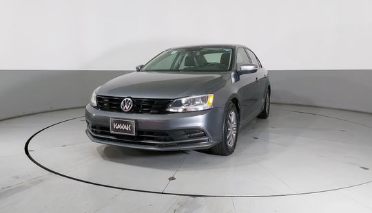 Volkswagen • Jetta