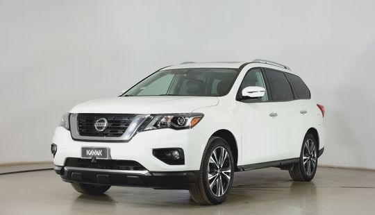 Nissan • Pathfinder