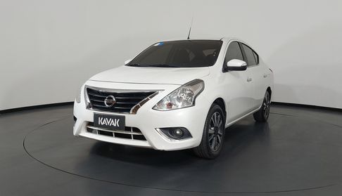 Nissan Versa START SL Sedan 2019