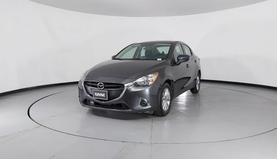 Mazda • Mazda 2