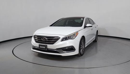 Hyundai • Sonata