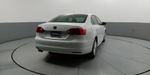 Volkswagen Jetta 2.5 SPORT PAQ WELTRADIO TECHO MT Sedan 2014