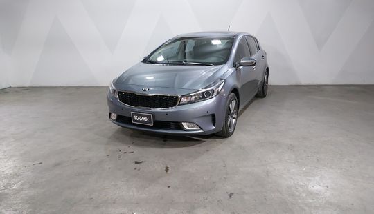 Kia • FORTE