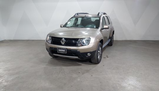 Renault • Duster