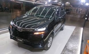 Toyota • Avanza