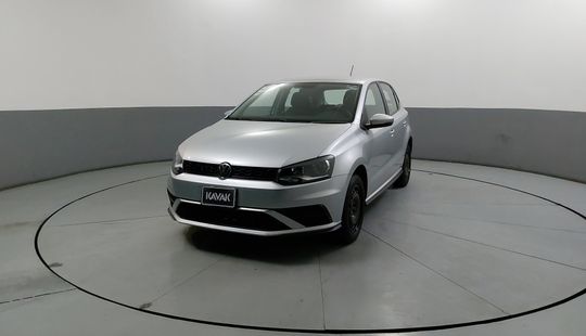 Volkswagen • Polo