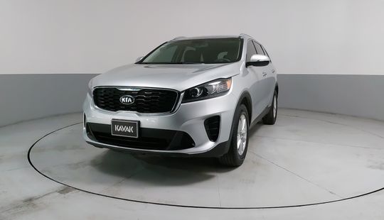 Kia • Sorento