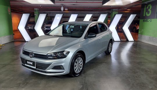 Volkswagen • Polo